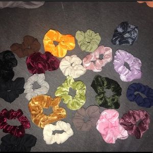 21 scrunchies